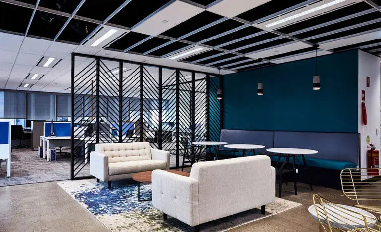 Individual workstation in coworking environment