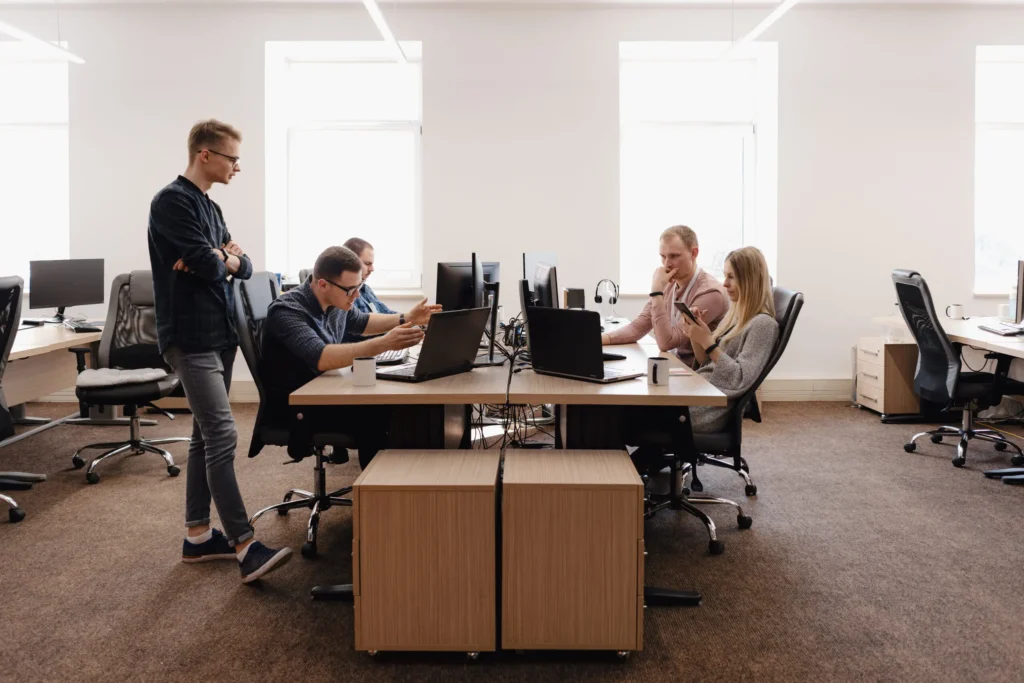 Coworking vs Traditional Offices